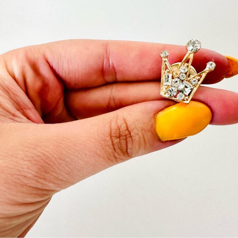 VINTAGE Gold White Clear CZ Cubic Zirconia Crystal Crown Pin Brooch Unisex Jewel - Picture 3 of 5
